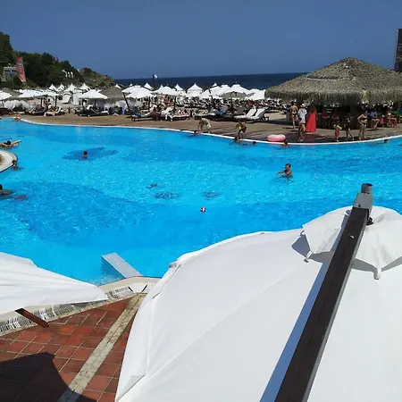 Oasis Resort&spa Apartment *